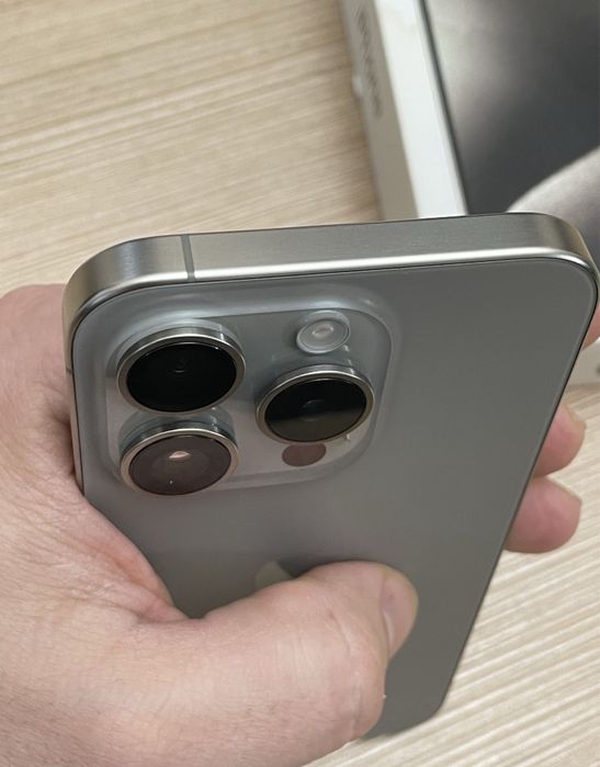 iPhone 15 PRO • 256 GB • 95% Baterie