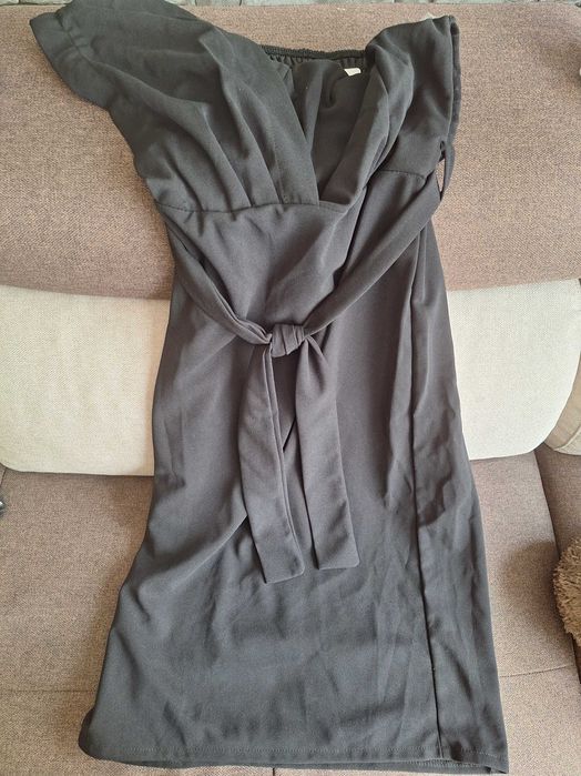 Дамска рокличка с едно рамо