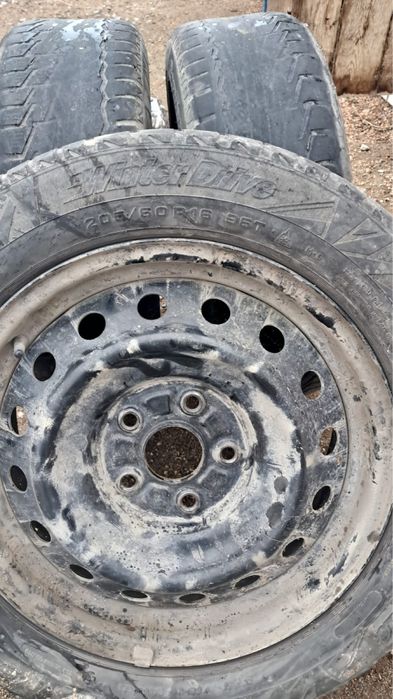 Продам зимние резины