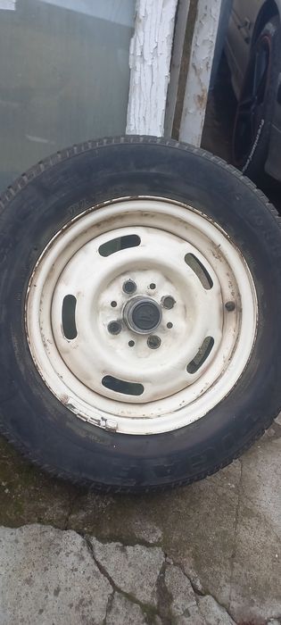 Гуми с джанти 175/70 R13