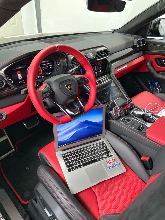 Activare Wireless Apple CarPlay Lamborghini Urus (conectare fara fir)