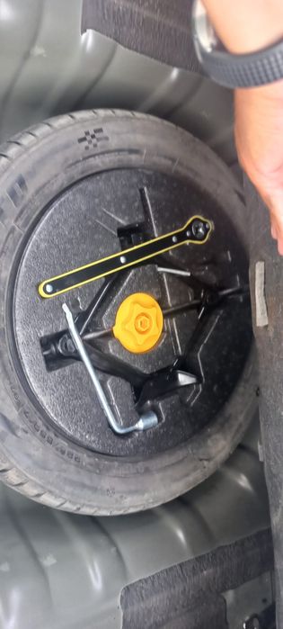 Продам комплект на запаску