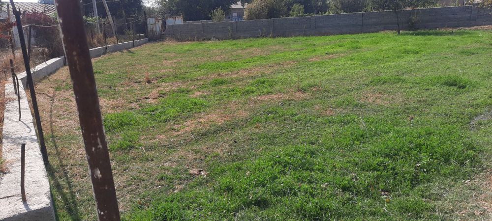 Yer sotiladi 5,4 sotuk keliwamiz. tel qiling yaxwi joyda.