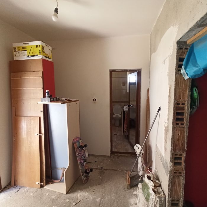 Агенция Селект предлага: Партерен апартамент