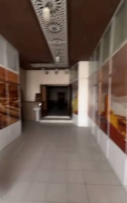 Нотурар жой ижарага берилади. Семурғ орқасида, олдинги Уголок кафе