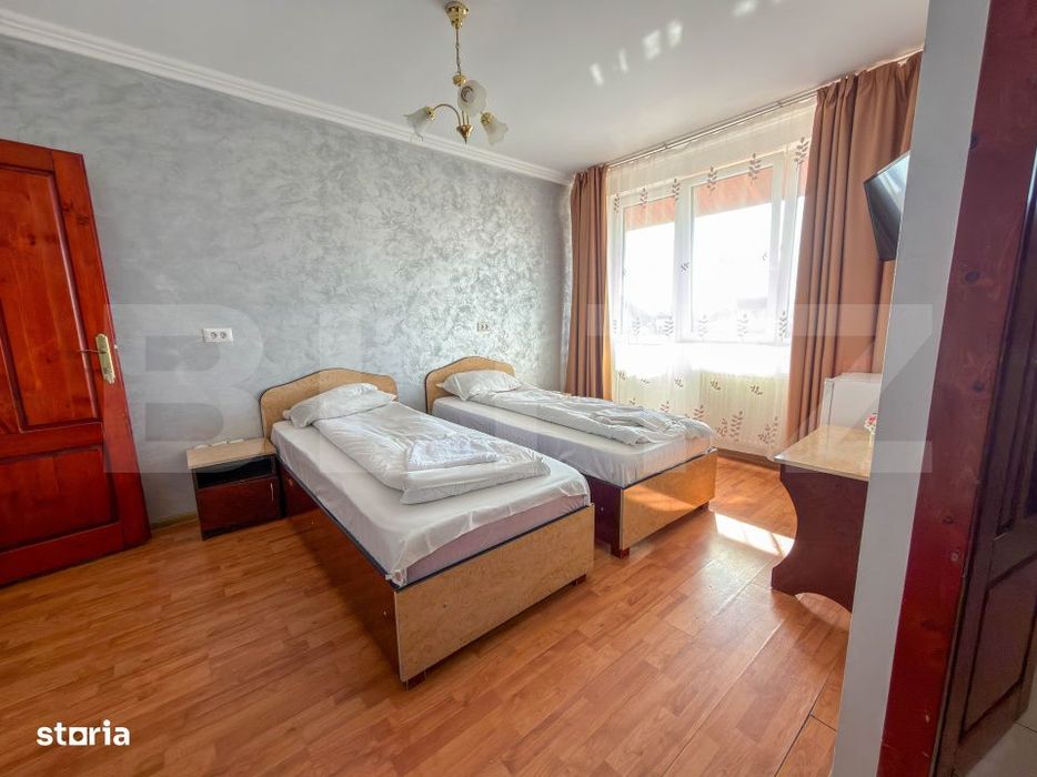 Pensiune 3 stele, 60 locuri si restaurant utilat, 1030 mp, zona Perife