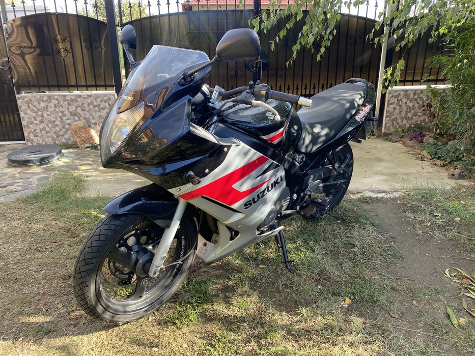 Suzuki gs 500 piese