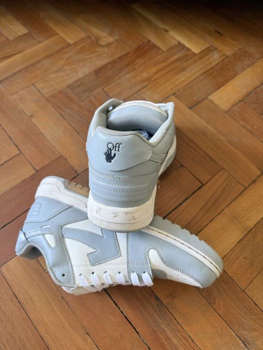 Adidas Off white