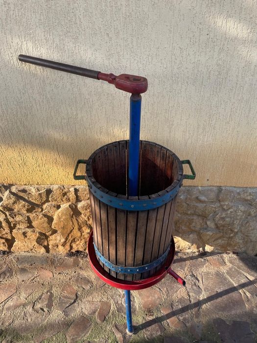 Presa struguri sau alte fructe