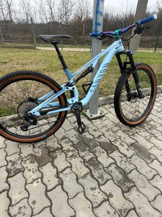 Bicicleta canyon neuron