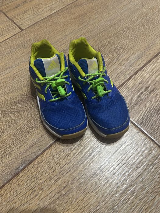 Adidasi /tenesi baieti marimile 28,30