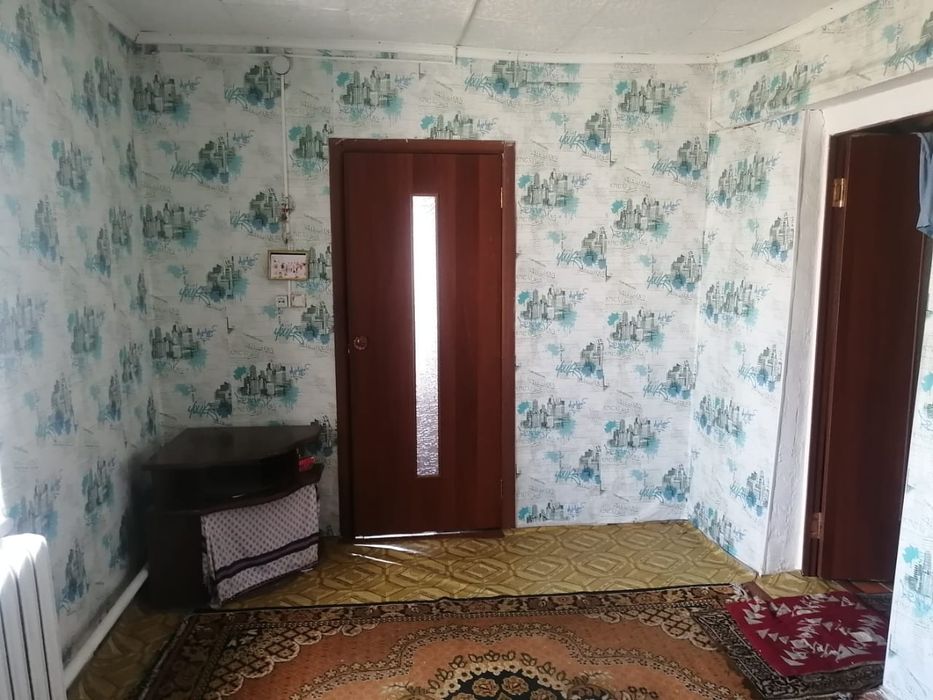 Уй сатылады 4 бөлмелі