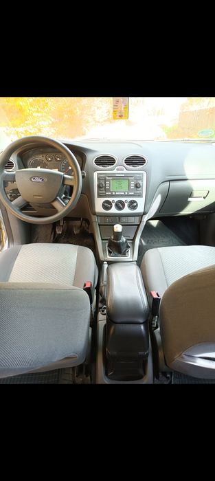Dezmembrez Ford Focus 2
