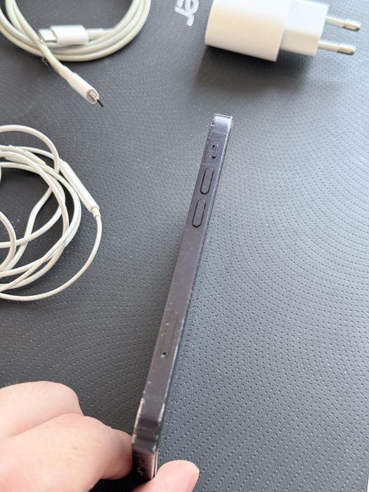 Продам айфон 12 мини 64Gb