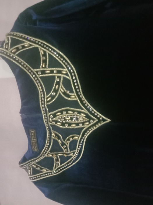 Платье велюр,р.48