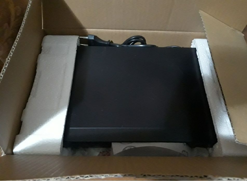 Продам дивиди плеер