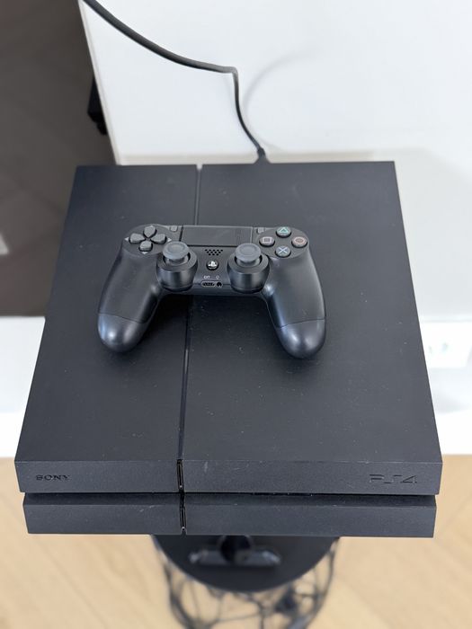 PlayStation4 fat cu doua manete