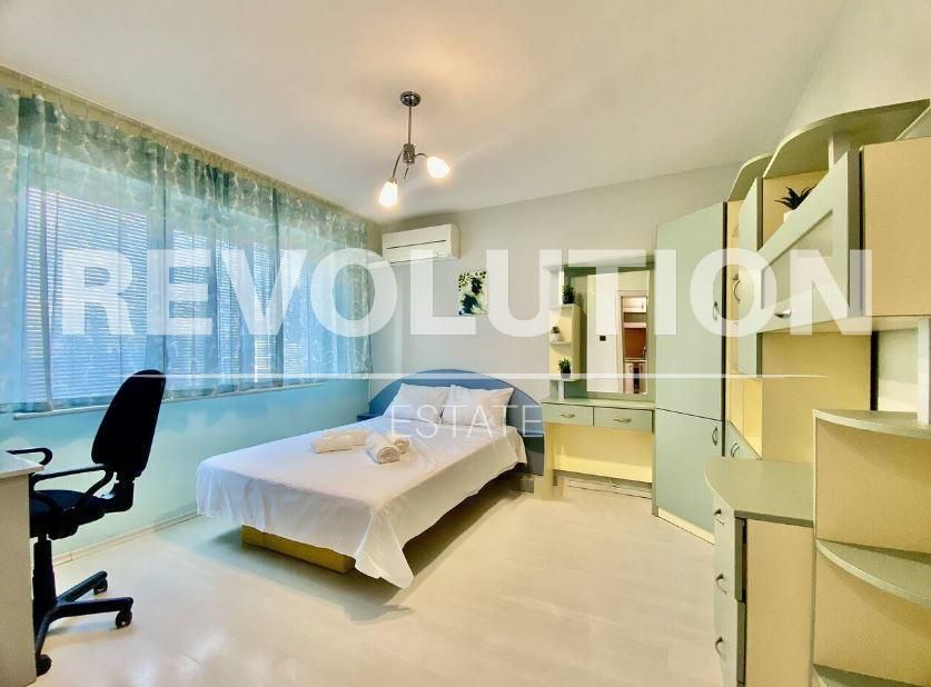 Дава се под наем Четиристаен апартамент в Варна, Чайка - 90 кв.м за 650 € - Снимка #3