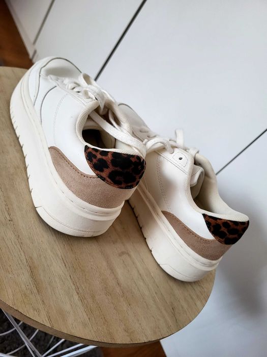Sneakers fete zara marimea 35