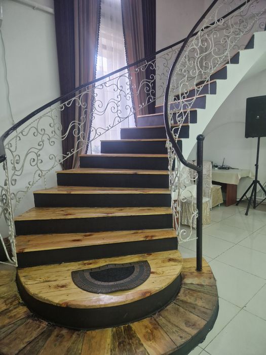 Изготовление бетонных лестниц