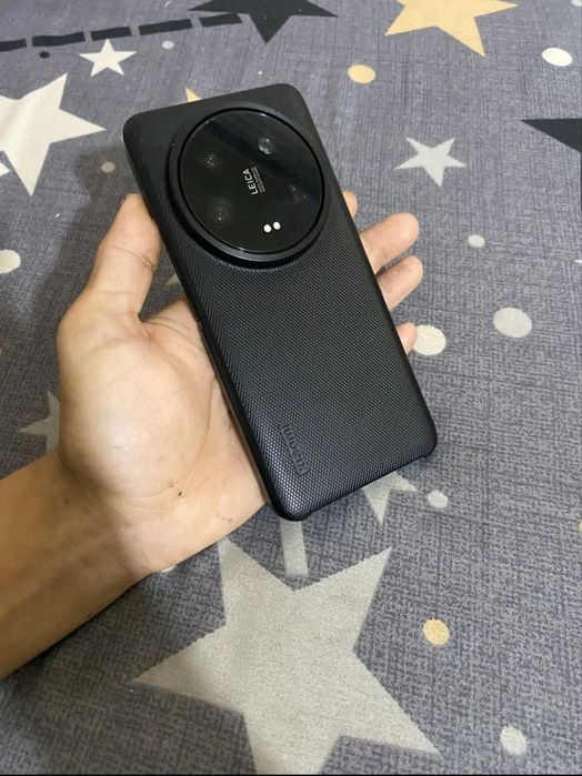 Обменяю Xiaomi 14 Ultra на 256 ГБ, чёрный цвет!