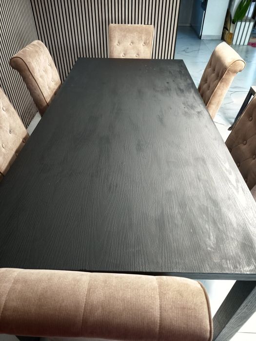 Masă din lemn + 6 scaune tapițate roz pudră – set dining