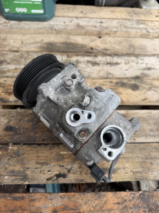 Оригинален компресор климатик 5N0820803F Denso 6SEU14C за VW Golf Passat Audi Skoda