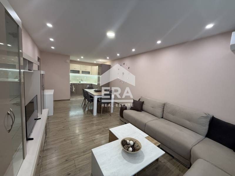 Дава се под наем Двустаен апартамент в Велико Търново, Бузлуджа - 63 кв.м за 348.84 € - Снимка #3