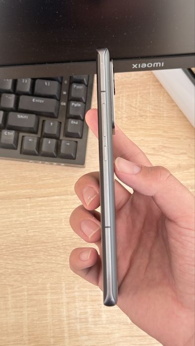 Продам Xiaomi 12S Pro