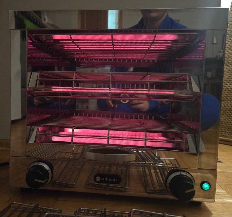 HENDI Multi Toaster – Професионален двуетажен тостер с 6 щипки