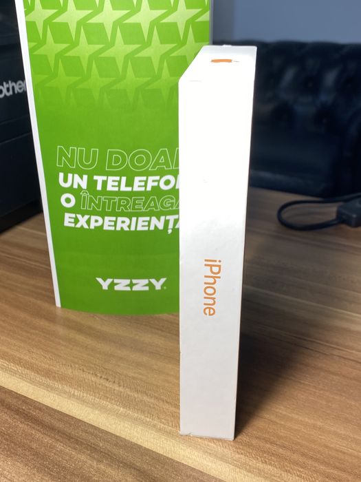 iPhone 17 Pro Max • 256 GB • Cosmic Orange