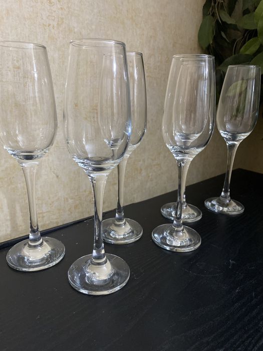 Фужеры, стаканы под сок