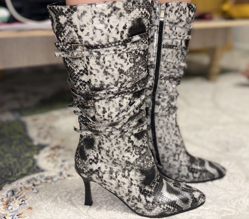 кожанный етік,новый