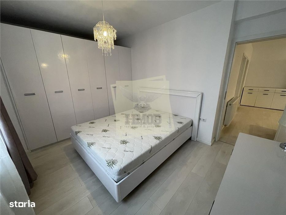 Apartament modern cu 3 camere terasa si 2 parcari in zona Centrala