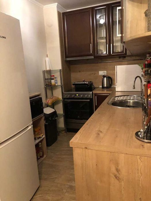 Дава се под наем Тристаен апартамент в Бургас, Зорница - 115 кв.м за 204 € - Снимка #6