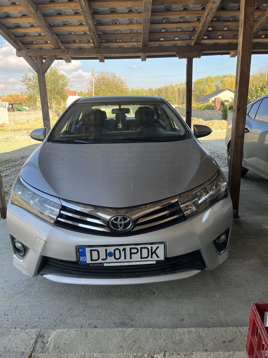 TOYOTA Corolla 2015 — imagine 1