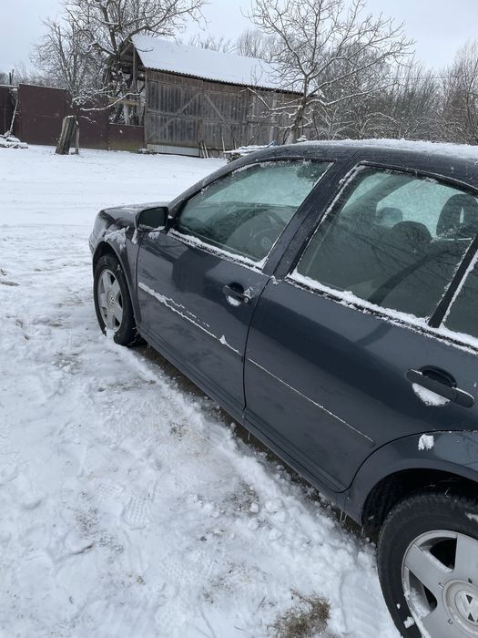 Vand Bora,1.9 ALH ,2001,acte valabile