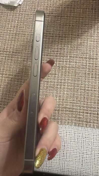 Продам Iphone 15 pro 256 gb