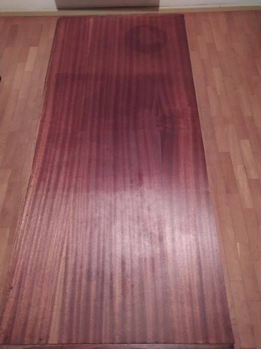 Винтидж шкаф от истинско дръво