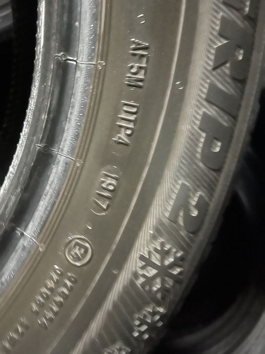 215/60R16 Semperit Master-Grip 2bucati