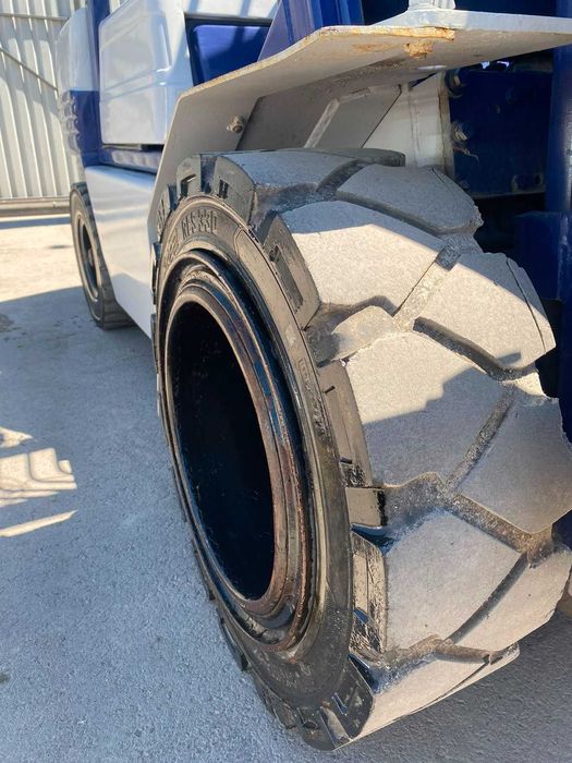 Вилочный погрузчик Komatsu 3 T