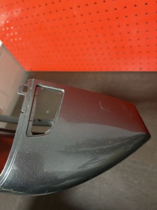 Capac oglinda retrovizoare dreapta Vw Passat B9