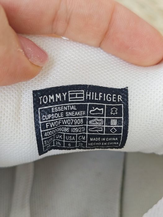 Бели кецове Tommy Hilfiger