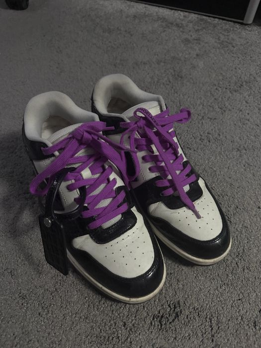 off white Out of office black deep pink 40