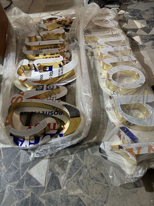 Tashqi reklama Milliy taomlar yonadigan