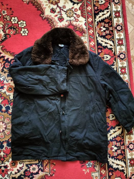 Куртка зимняя утеплённая