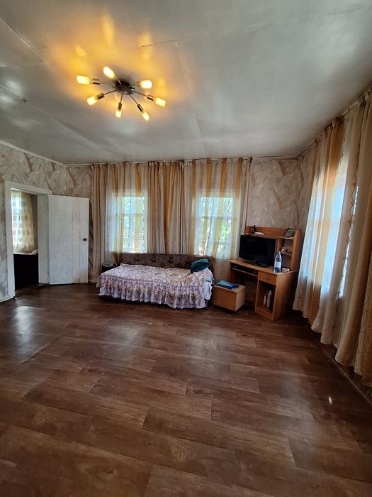 Продам дом район интерната.