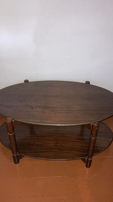 Столы обеденные разные