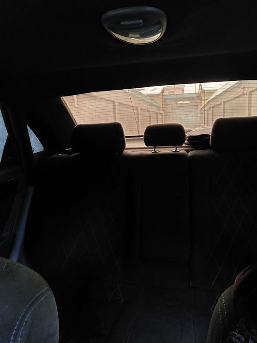 Автомобиль ласетти