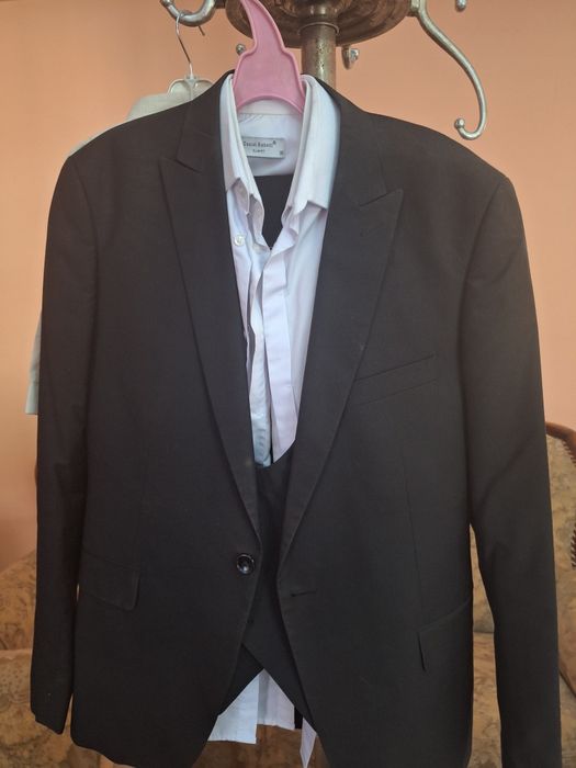 Костюм жилетка 2 брюки  2 рубашки